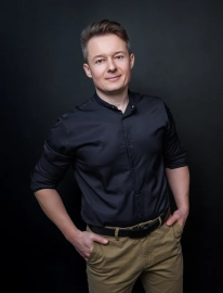 Антон Стадник